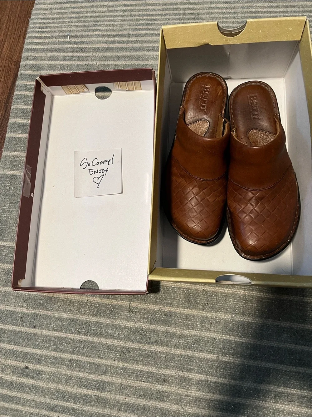 Born Designer Brown Woven Leather Slip-On Clogs size 6